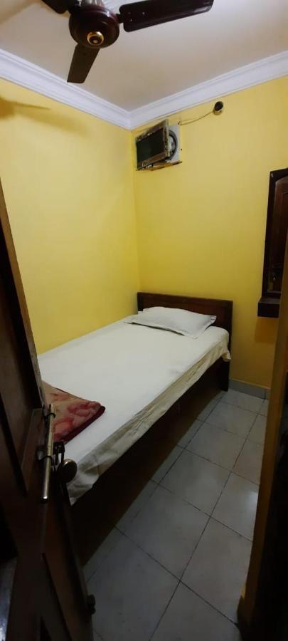 Khaja Habib Hotel Kolkata Exterior photo